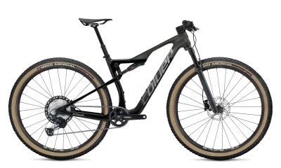2027-Coluer-Stake_44_Negro-carbono.jpg